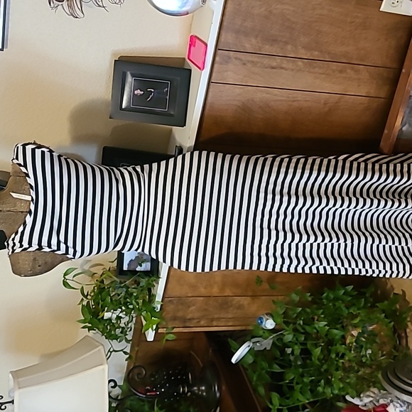 Long maxi dress - Picture 6 of 6